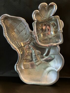 Vintage Lenox Yuletide Snowman Metal Chip & Dip/Baking Mold